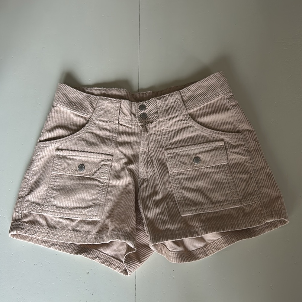 BDG Urban Outfitters corduroy 6 pocket shorts size 4